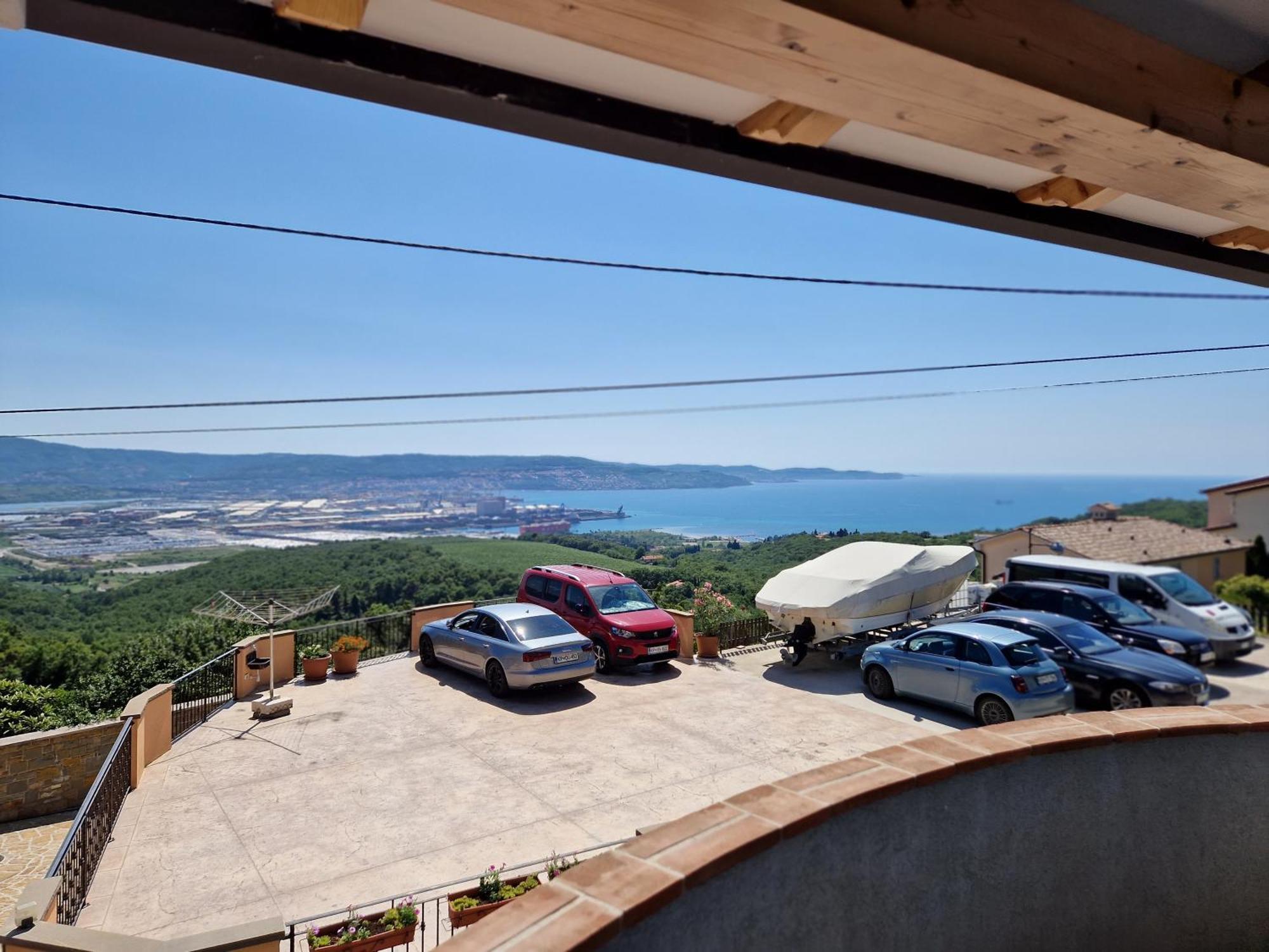 Villa Blue Sky - Hrvatini Koper városi község Kültér fotó